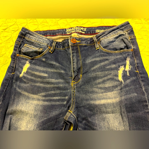 ❤️WOMEN’S DISTRESSED JEANS❤️SIZE 12❤️New York - Picture 2 of 10